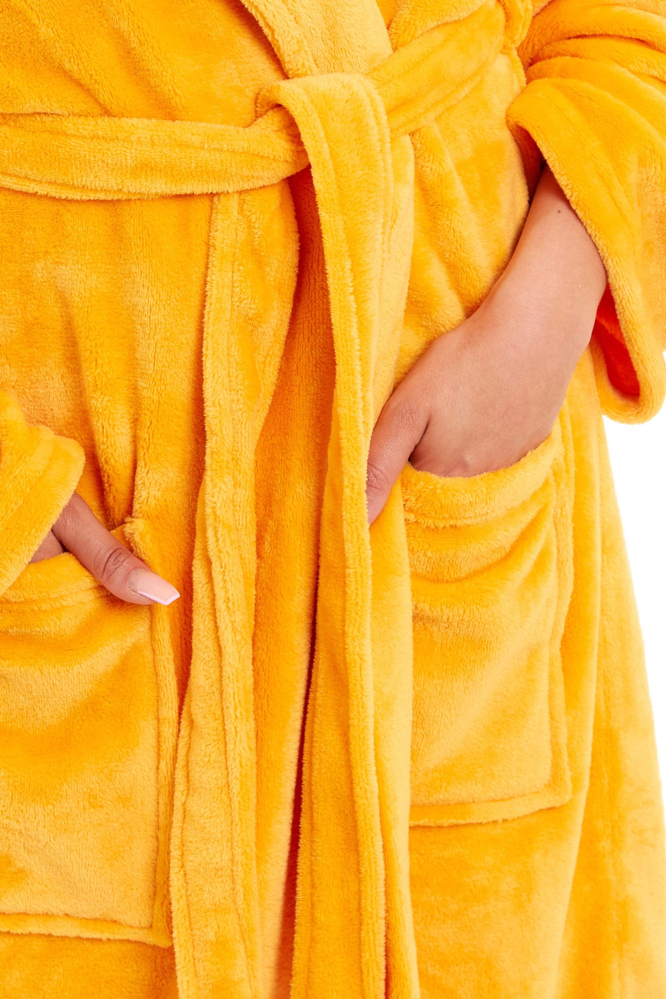 OLIVIA ROCCO Women's Hooded Plush Fleece Dressing Gown Ultra-Soft Velvet Bathrobe For Winter Lounging And Relaxation At Home